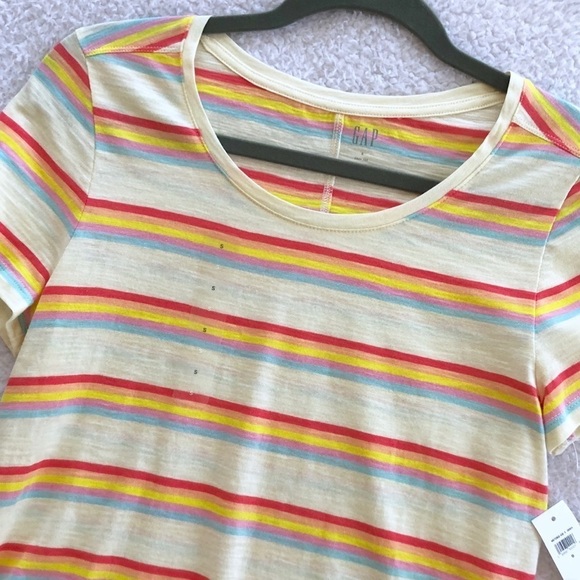 🌈 GAP Rainbow Striped Tee - Picture 2 of 3